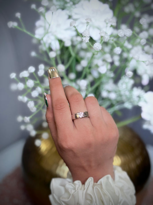 The Two-Tone Union Ring 🤝